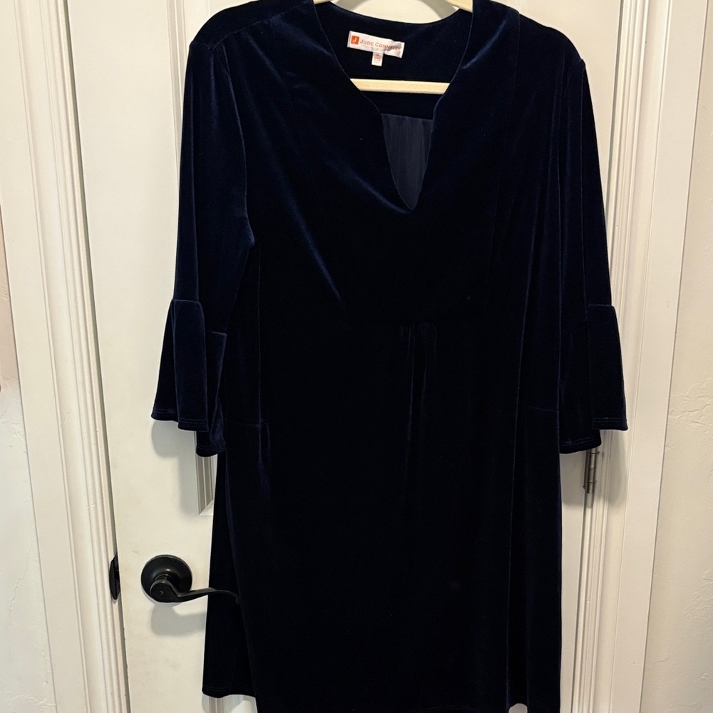 Jude Connally navy velvet dress